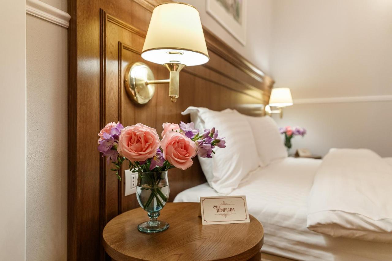 Templum Clava Hotel Bucarest Esterno foto